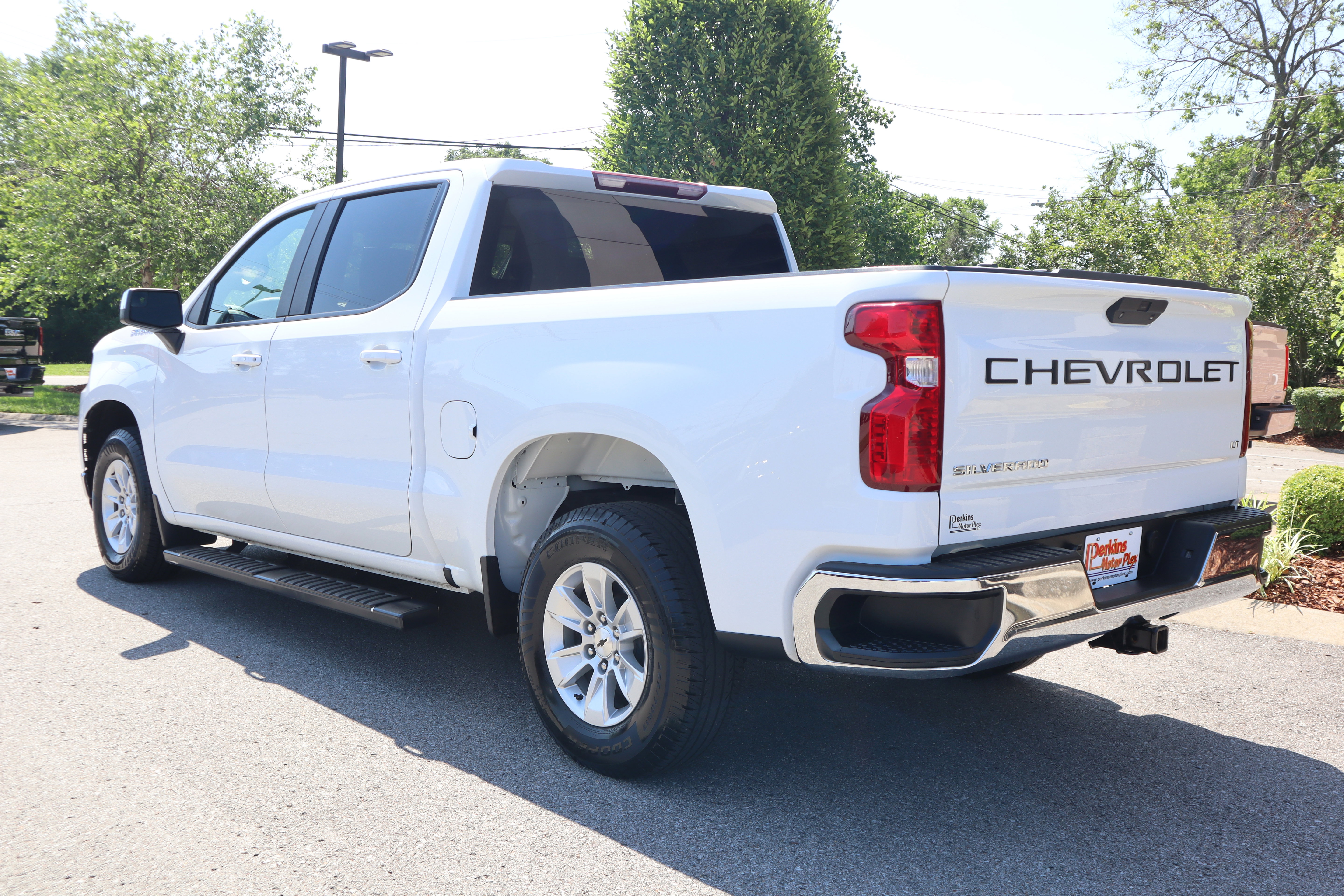 Used 2021 Chevrolet Silverado 1500 LT RWD image 9