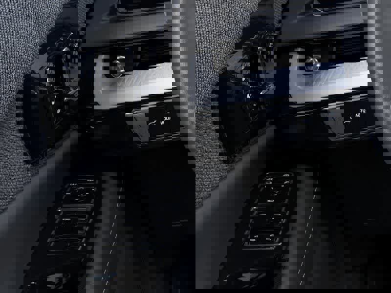 New 2025 Cadillac Optiq Sport 1 w/ LPO, Floor Liner Package image 22