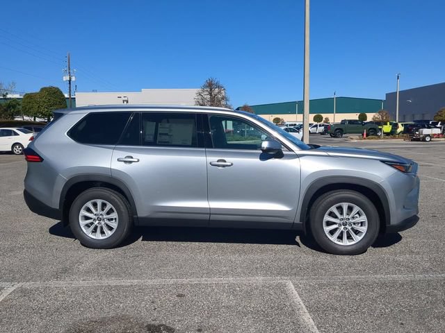 New 2026 Toyota Grand Highlander FWD image 3
