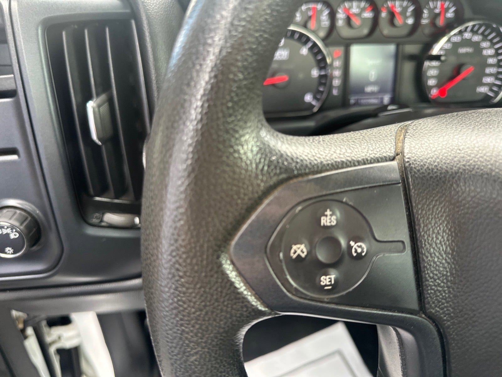 Used 2017 Chevrolet Silverado 1500 W/T RWD image 18