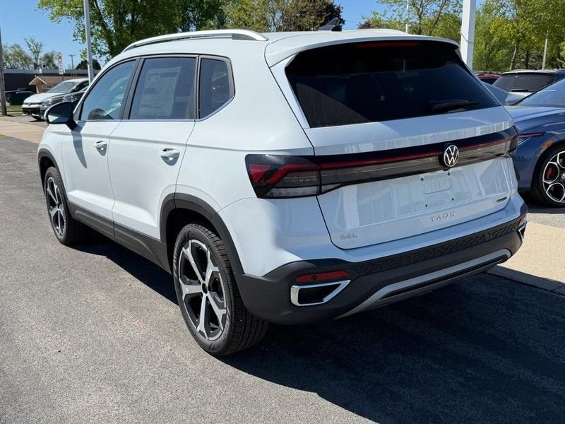 New 2026 Volkswagen Taos SEL AWD/4WD image 3