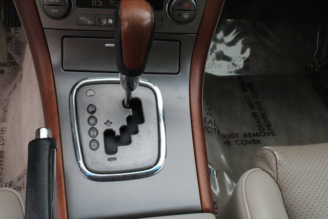 Used 2005 Subaru Outback 3.0R L.L. Bean image 24