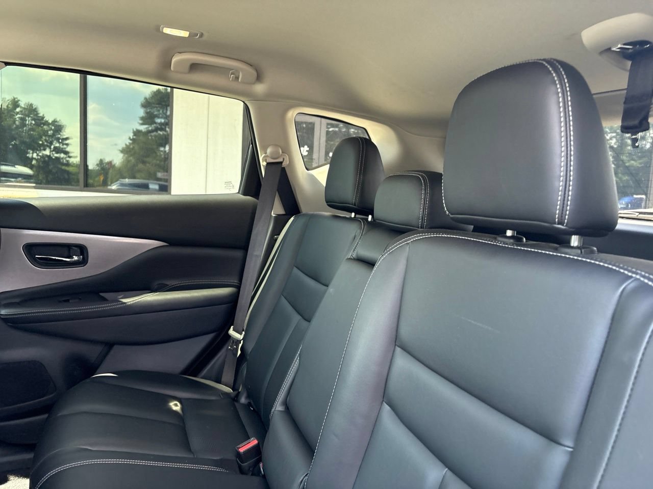 Used 2024 Nissan Murano SV w/ SV Midnight Edition Package FWD image 6