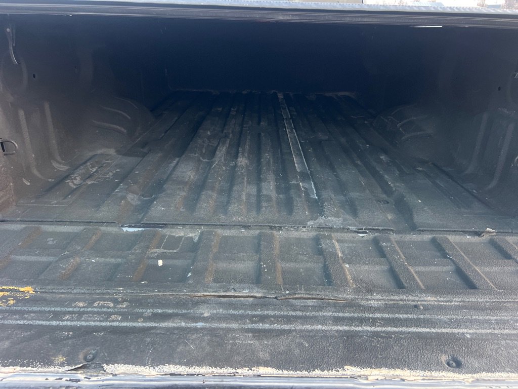 Used 2017 Nissan Titan S RWD image 10