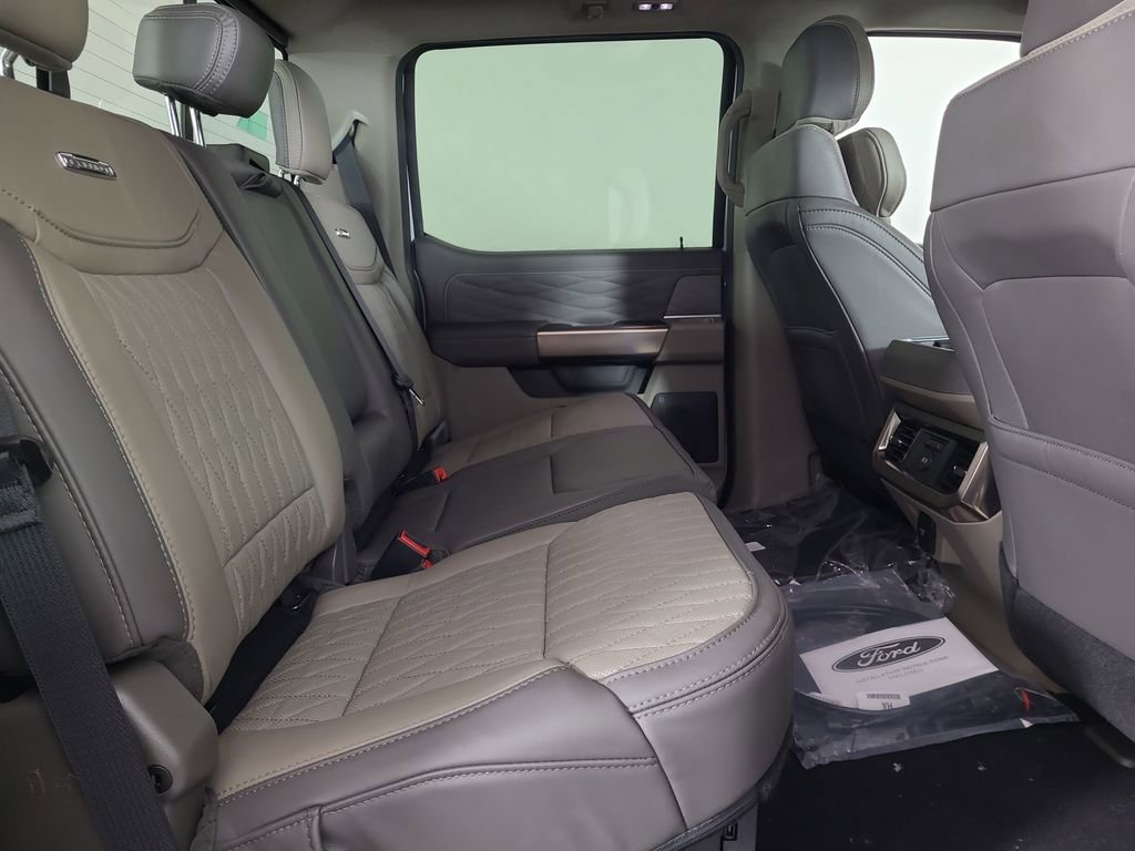 New 2026 Ford F450 Platinum w/ Platinum Plus Package image 23