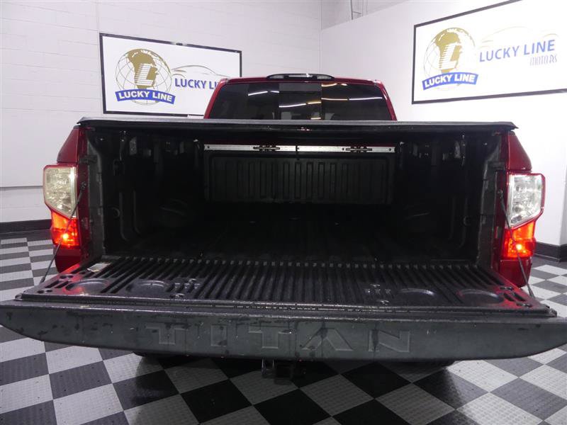 Used 2017 Nissan Titan SV AWD/4WD image 9