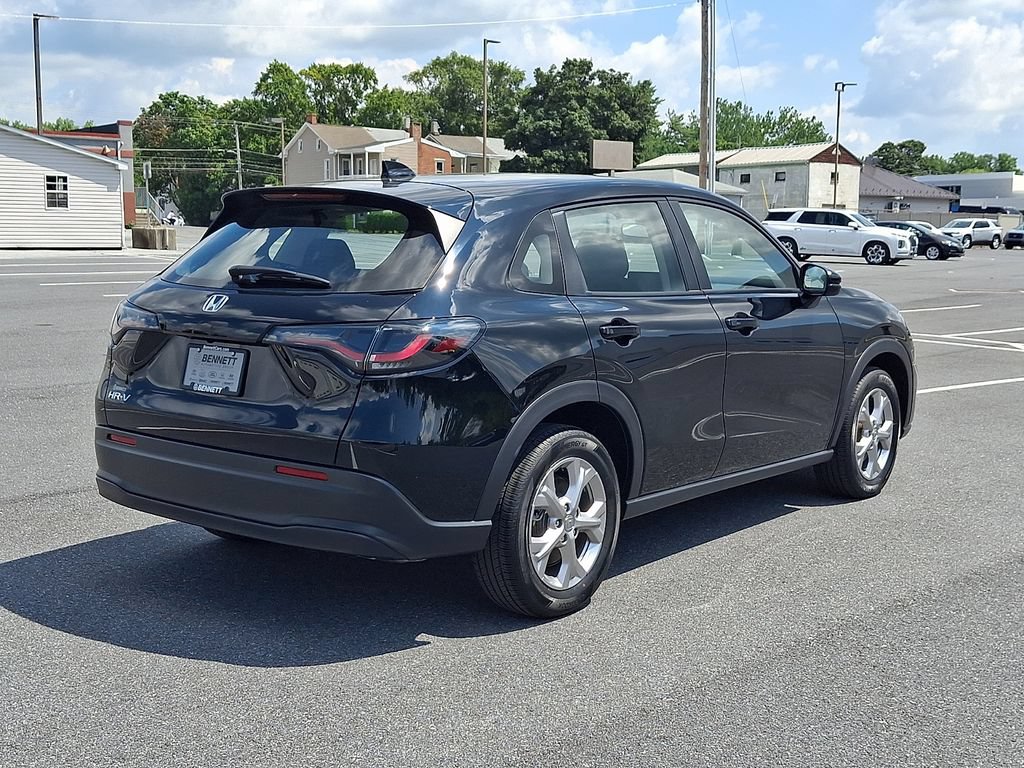 Used 2025 Honda HR-V LX image 6