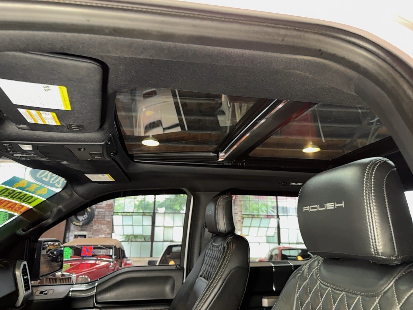 Used 2020 Ford F150 Lariat w/ Equipment Group 502A Luxury AWD/4WD image 12