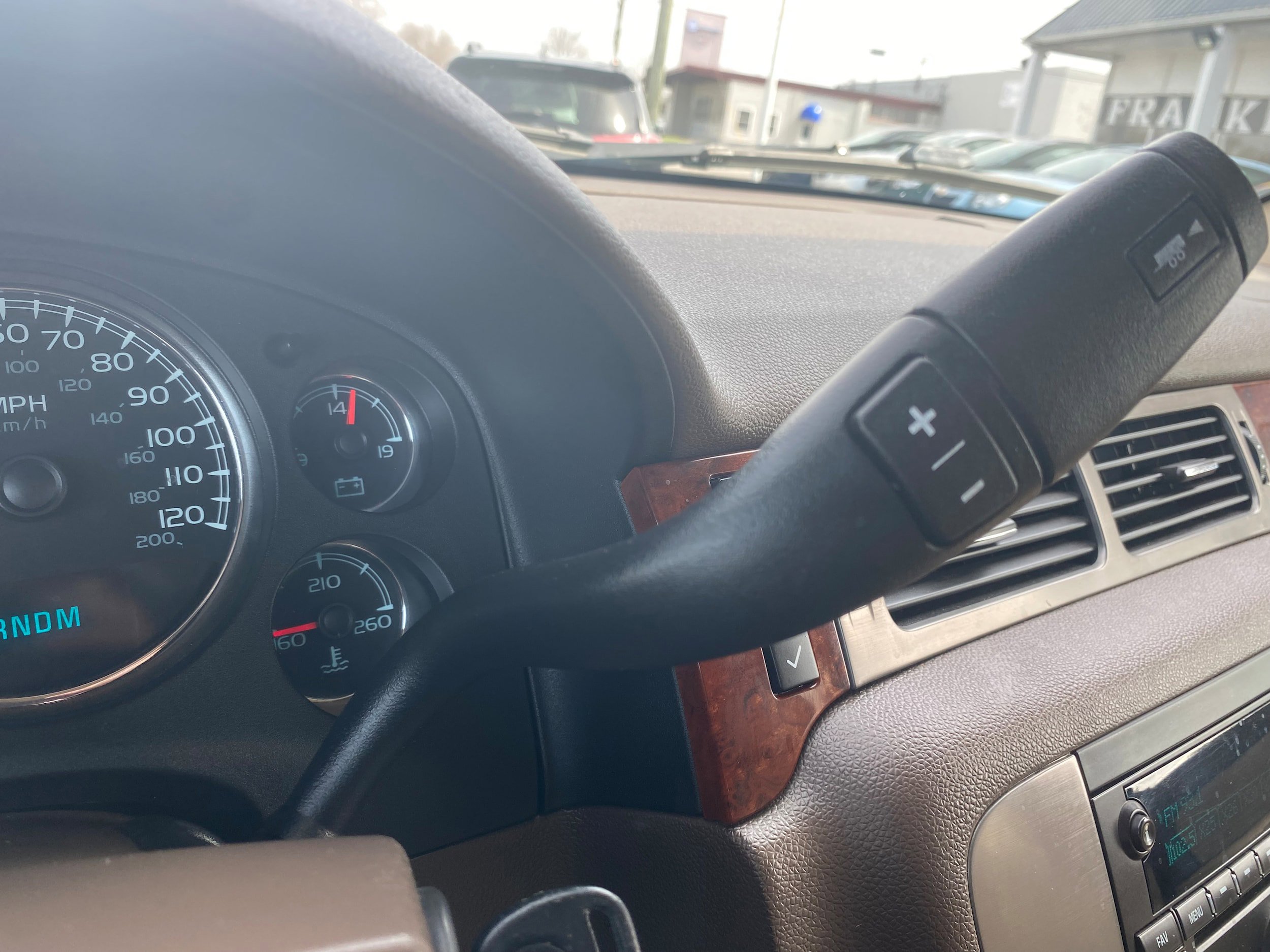 Used 2009 GMC Yukon SLT AWD/4WD image 12