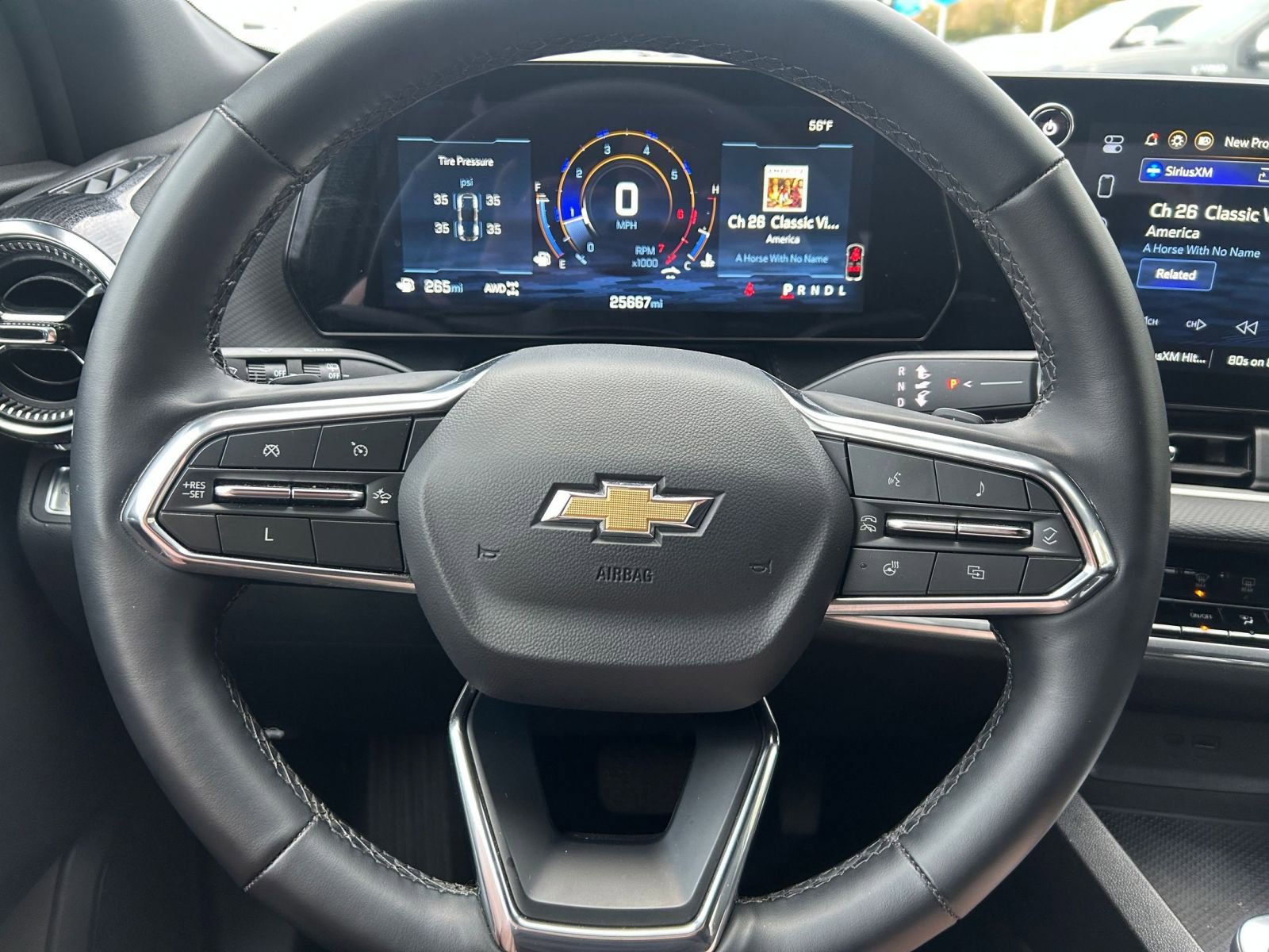 Used 2025 Chevrolet Equinox LT image 27