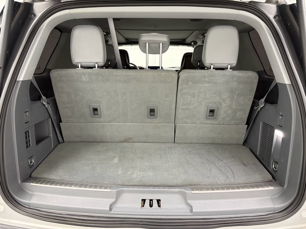 Used 2019 Lincoln Navigator Reserve AWD/4WD image 42