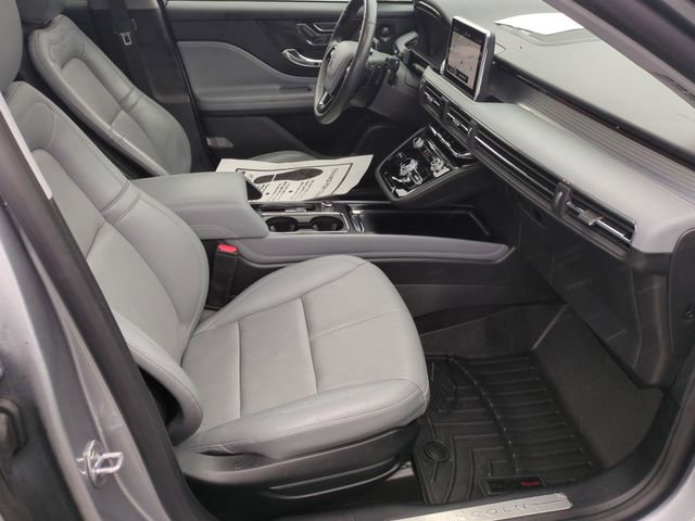 Used 2022 Lincoln Corsair Reserve w/ Luxury Package image 39