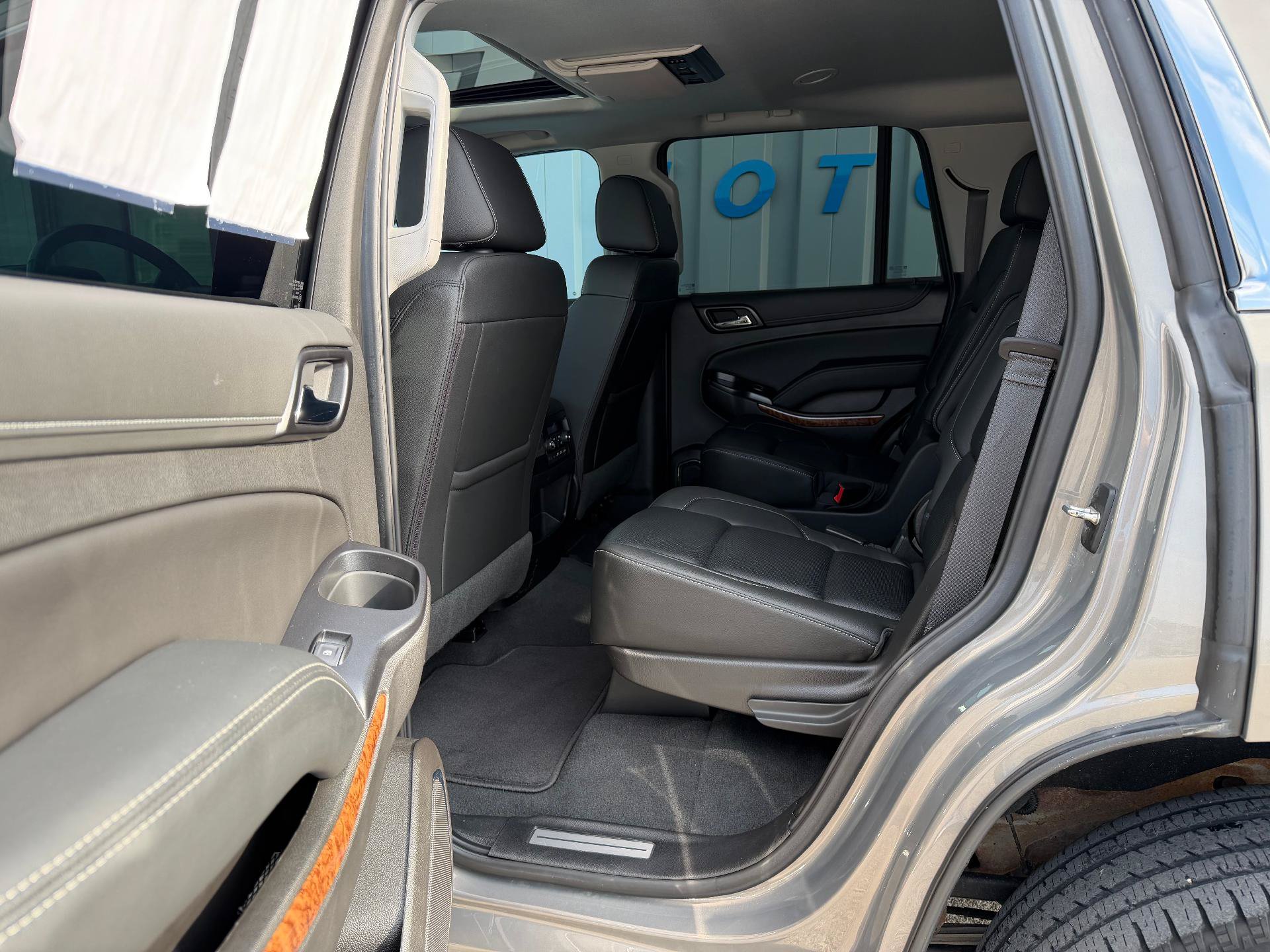 Used 2019 Chevrolet Tahoe Premier AWD/4WD image 20
