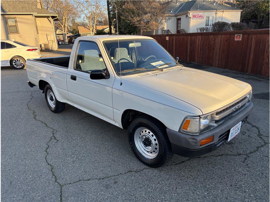 Used 1989 Toyota Pickup Deluxe