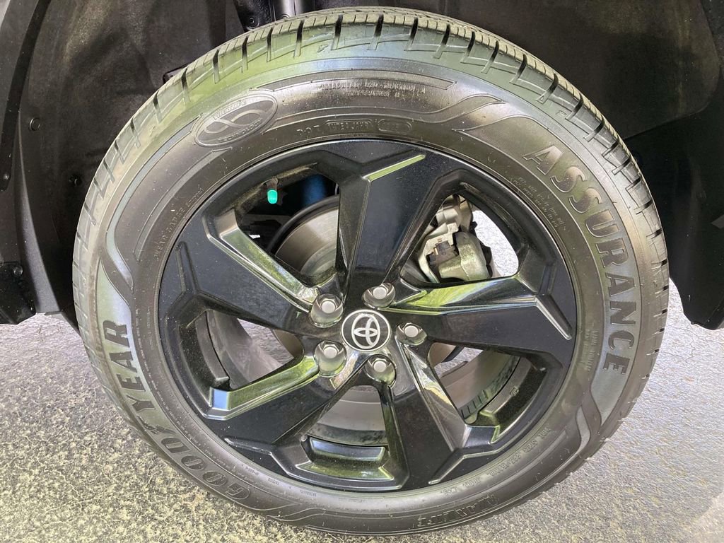 Used 2021 Toyota RAV4 XSE image 7