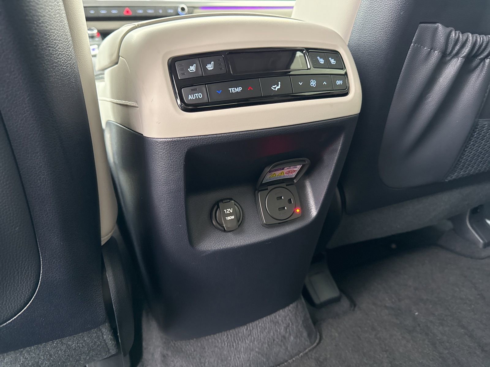 Used 2025 Hyundai Palisade Calligraphy image 19