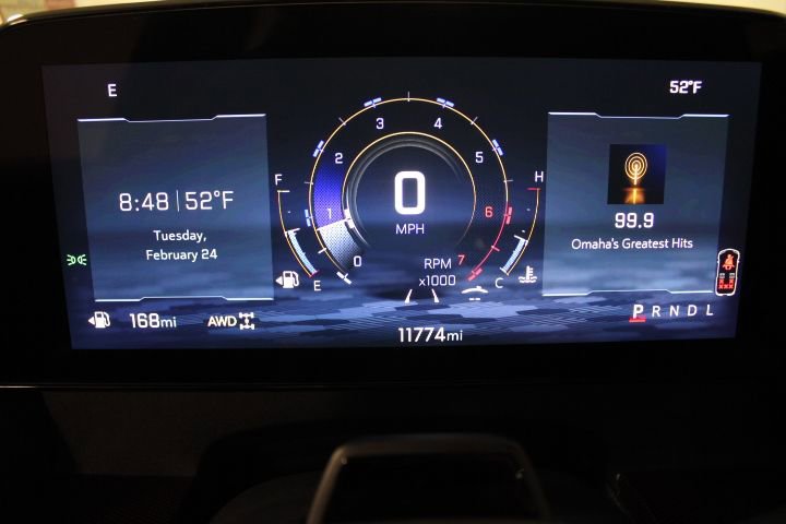 Used 2024 Chevrolet Traverse RS image 40