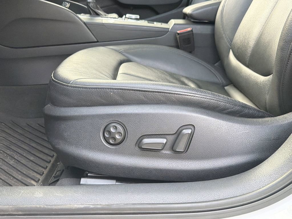 Used 2018 Audi A3 2.0T Premium Plus w/ Premium Plus Package image 21