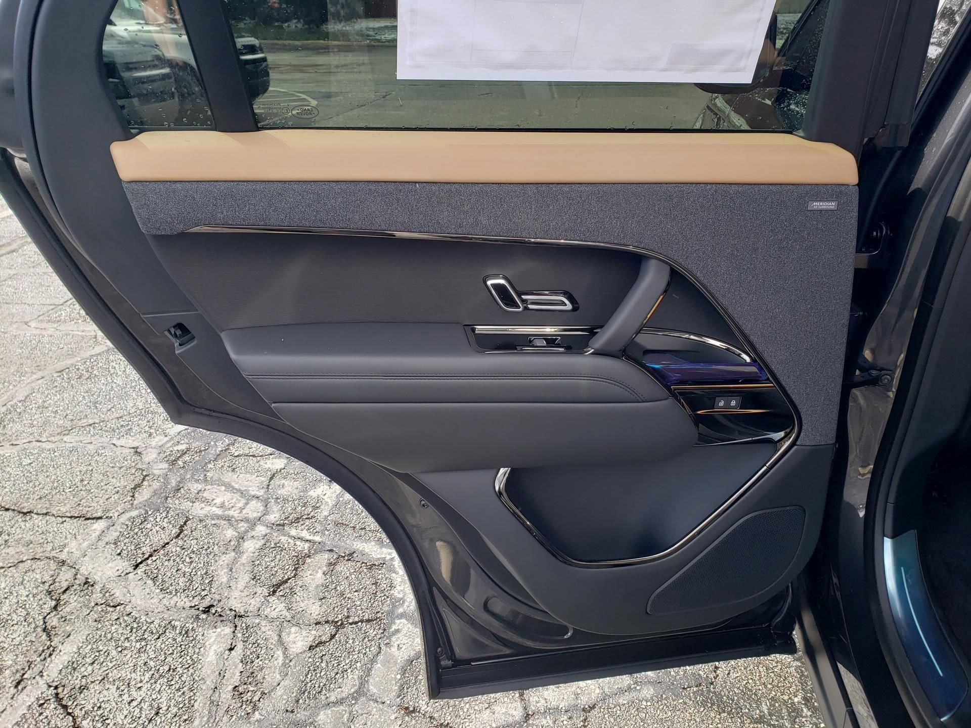 New 2026 Land Rover Range Rover Sport Dynamic SE image 12