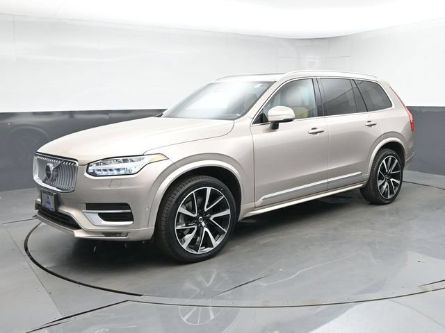 Used 2024 Volvo XC90 B6 Ultimate w/ Protection Package Premier AWD/4WD image 4