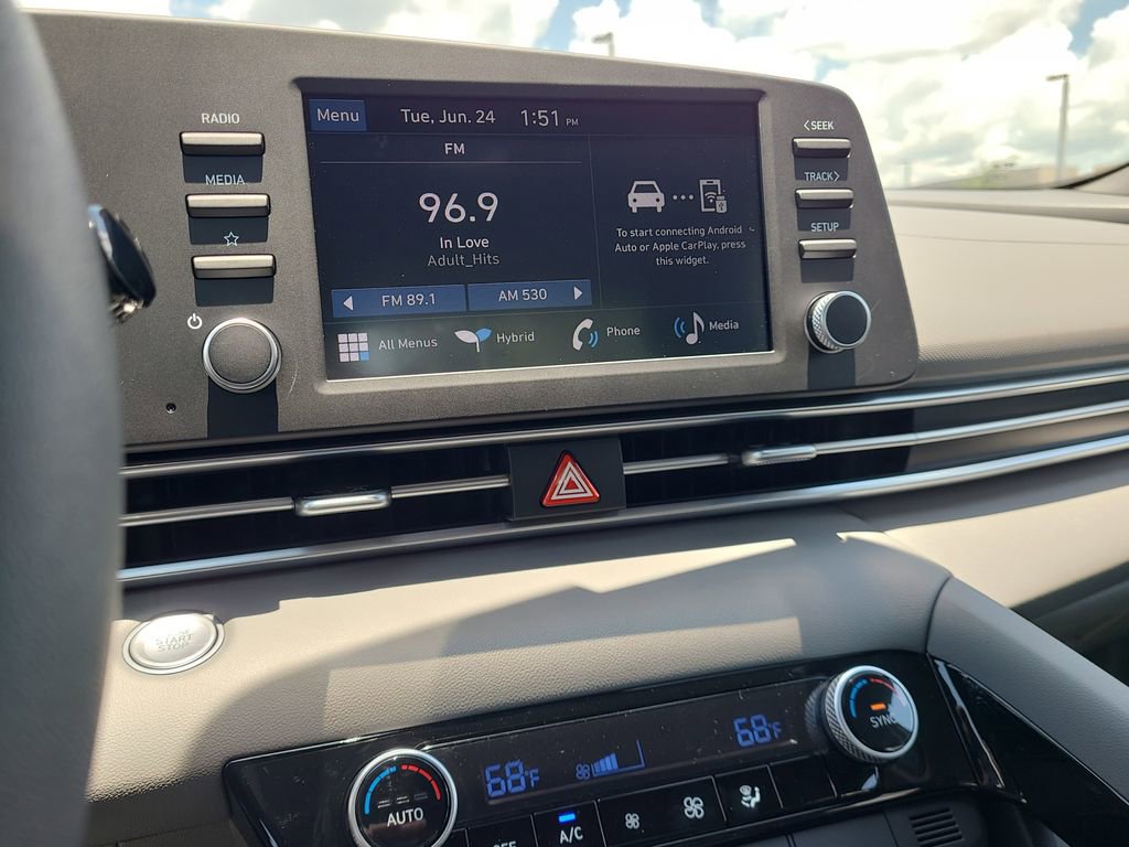 New 2025 Hyundai Elantra Blue image 13