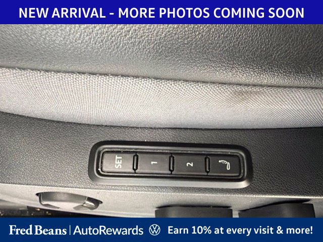 Used 2023 Volkswagen ID.4 Pro S AWD/4WD image 13