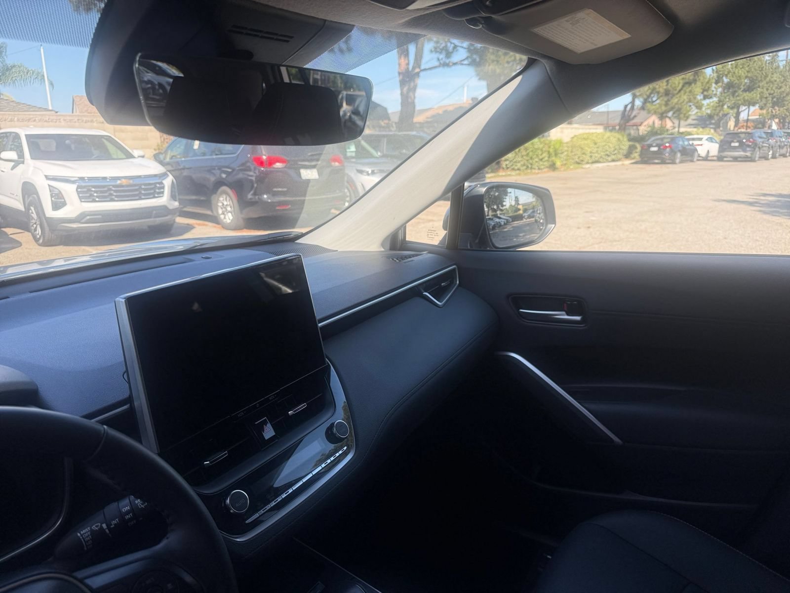 Used 2026 Toyota Corolla Cross XLE FWD image 31