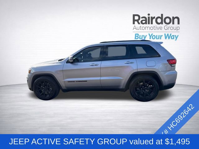Used 2017 Jeep Grand Cherokee Trailhawk w/ Trailhawk Luxury Group image 4