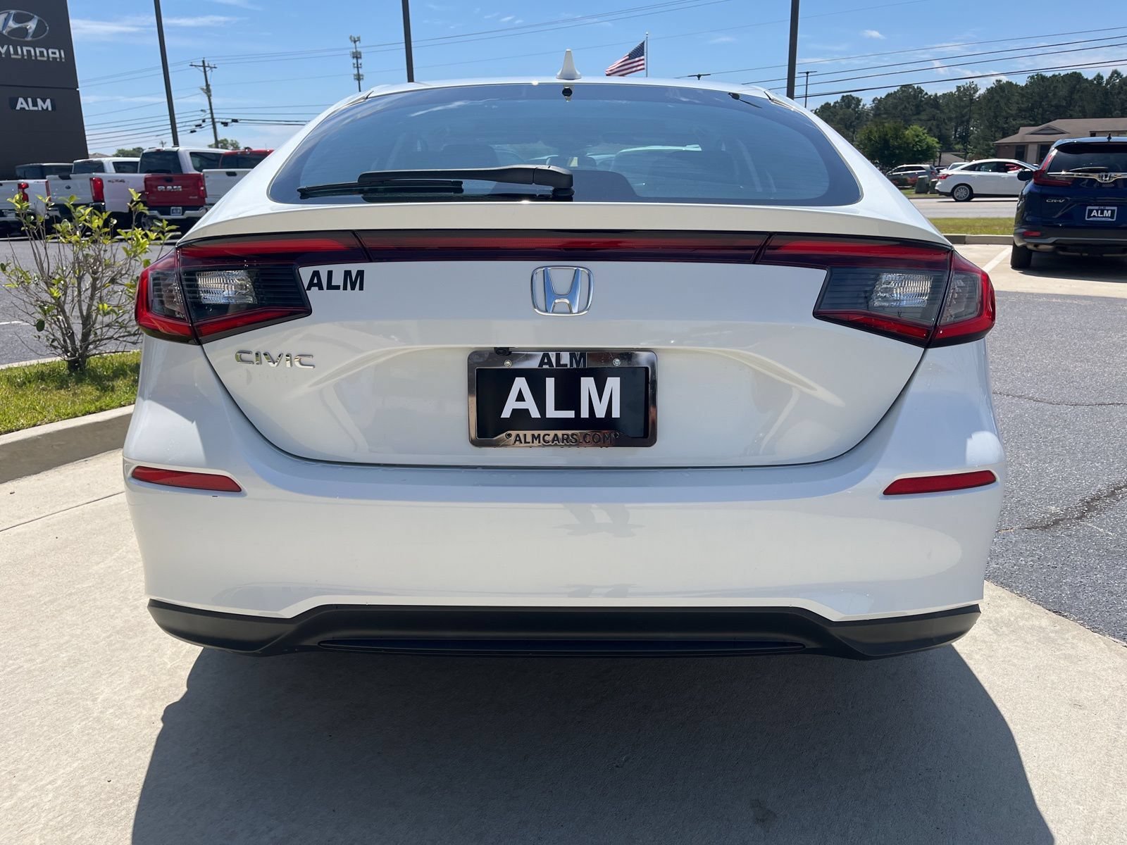 Used 2024 Honda Civic EX-L image 4