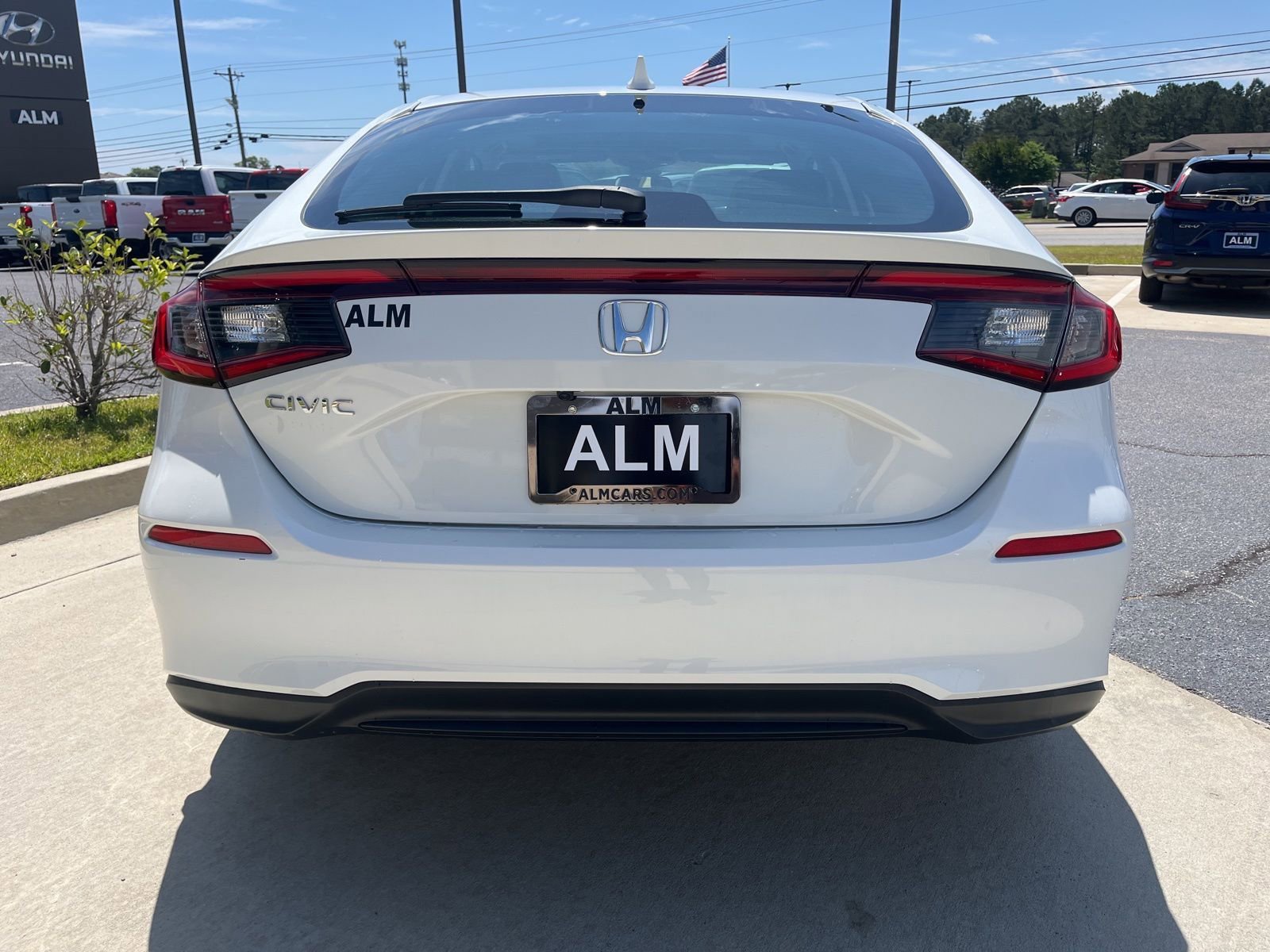 Used 2024 Honda Civic EX-L image 4