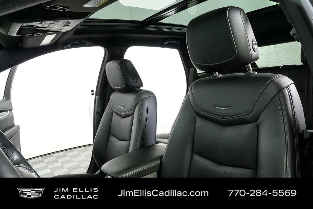 Certified 2023 Cadillac XT5 Premium Luxury w/ Technology Package image 6