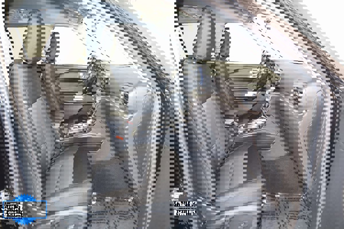 Used 2022 Ford Explorer XLT image 11