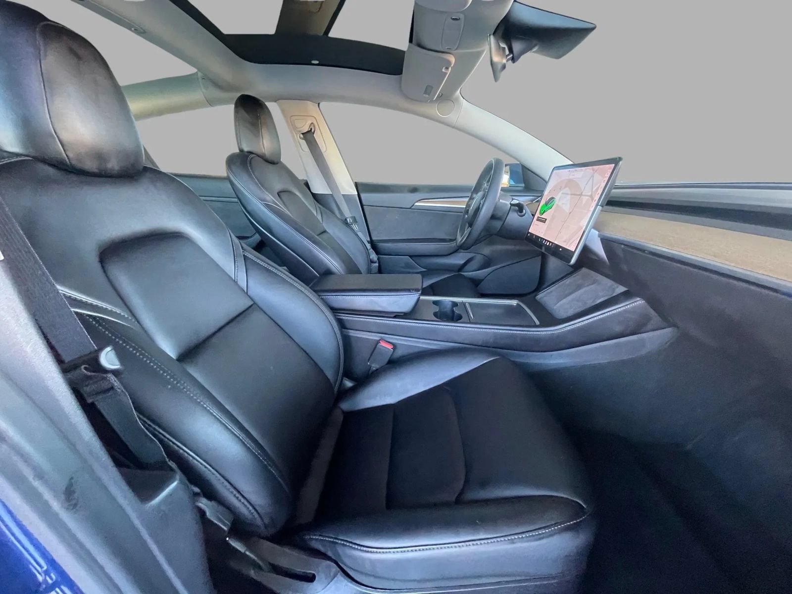 Used 2021 Tesla Model 3 Standard Range Plus RWD image 4