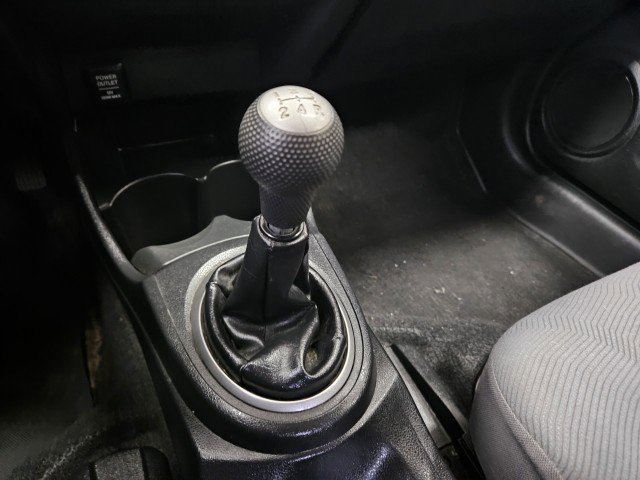 Used 2013 Honda Fit image 25