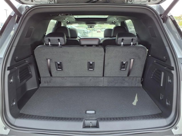 New 2025 Chevrolet Traverse Z71 w/ Enhanced Driving Package image 5