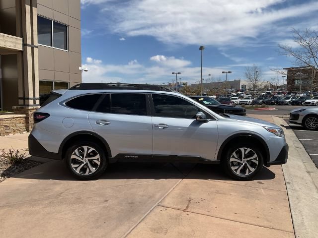 Used 2022 Subaru Outback Limited AWD/4WD image 8