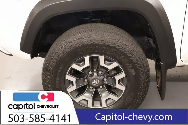 Used 2023 Toyota Tacoma TRD Off-Road AWD/4WD image 8