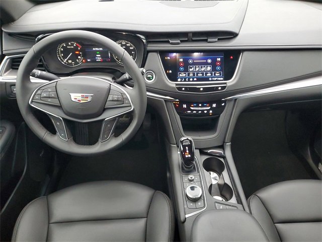 Certified 2020 Cadillac XT5 Luxury w/ LPO, Floor Liner Package image 12