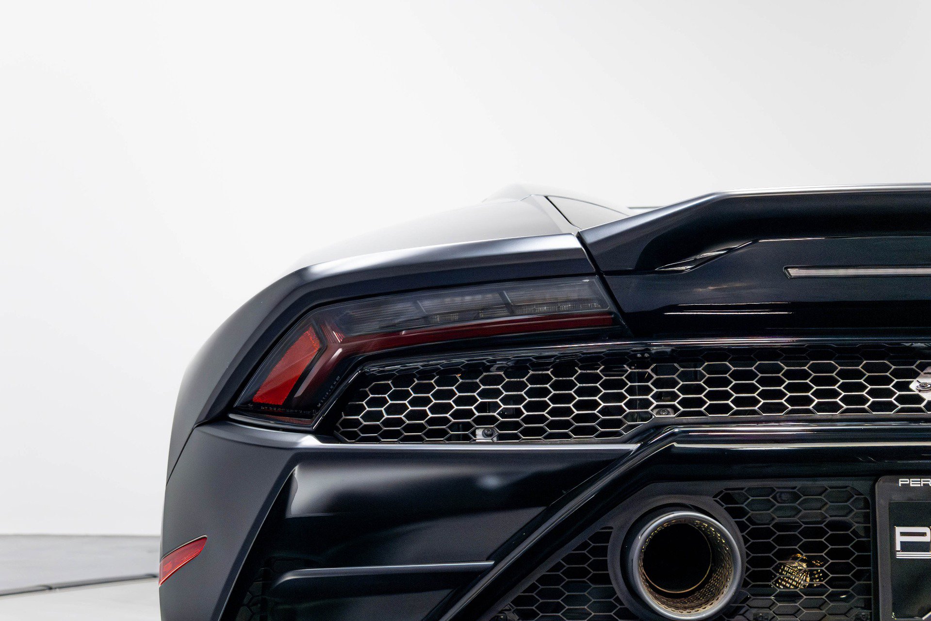 Used 2021 Lamborghini Huracan EVO RWD image 52