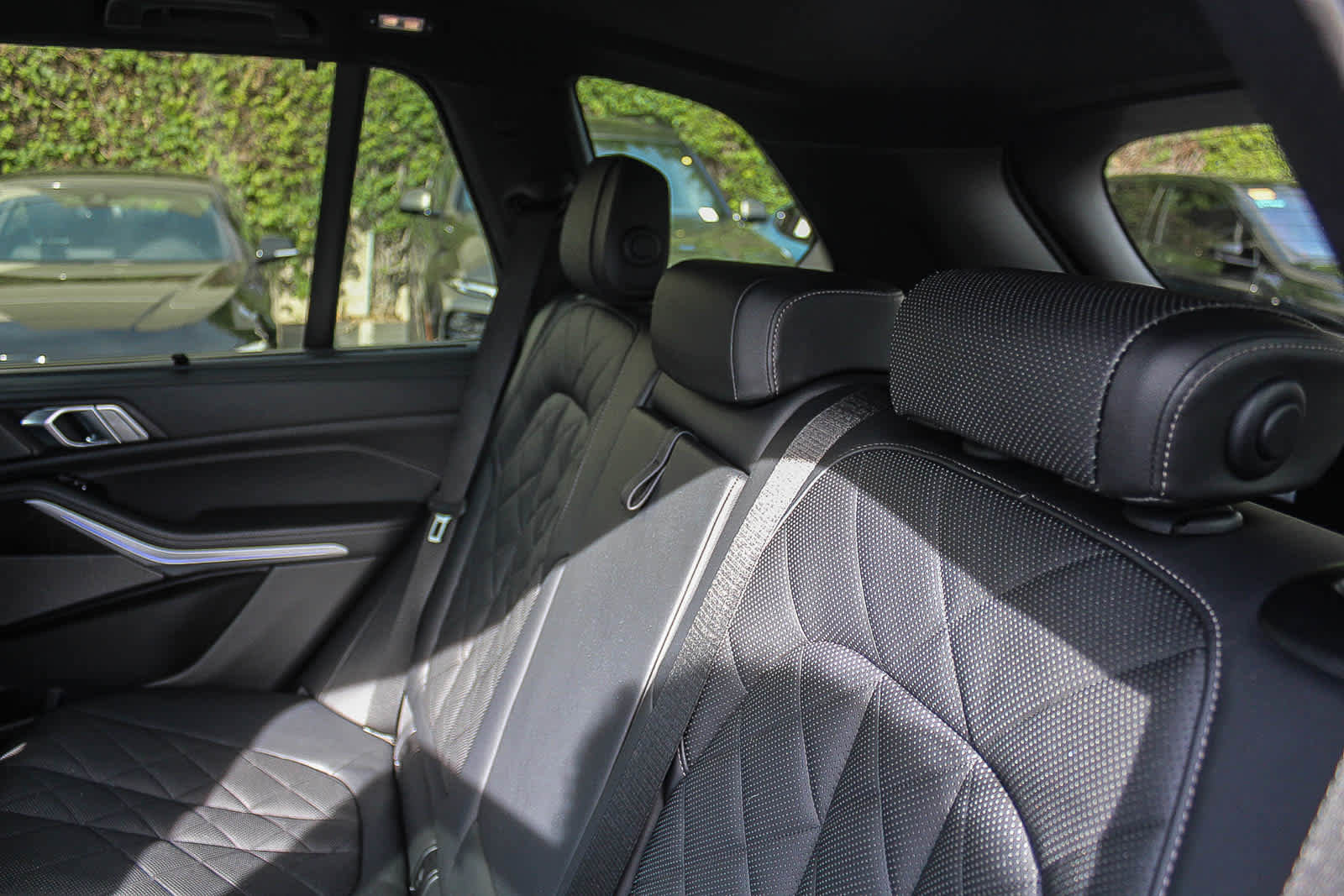 Used 2024 BMW X5 M60i AWD/4WD image 18