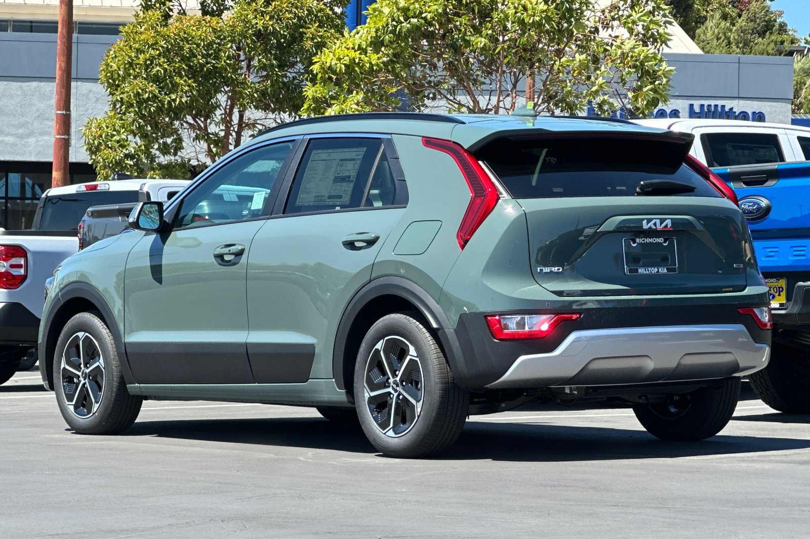 New 2026 Kia Niro EX FWD image 6