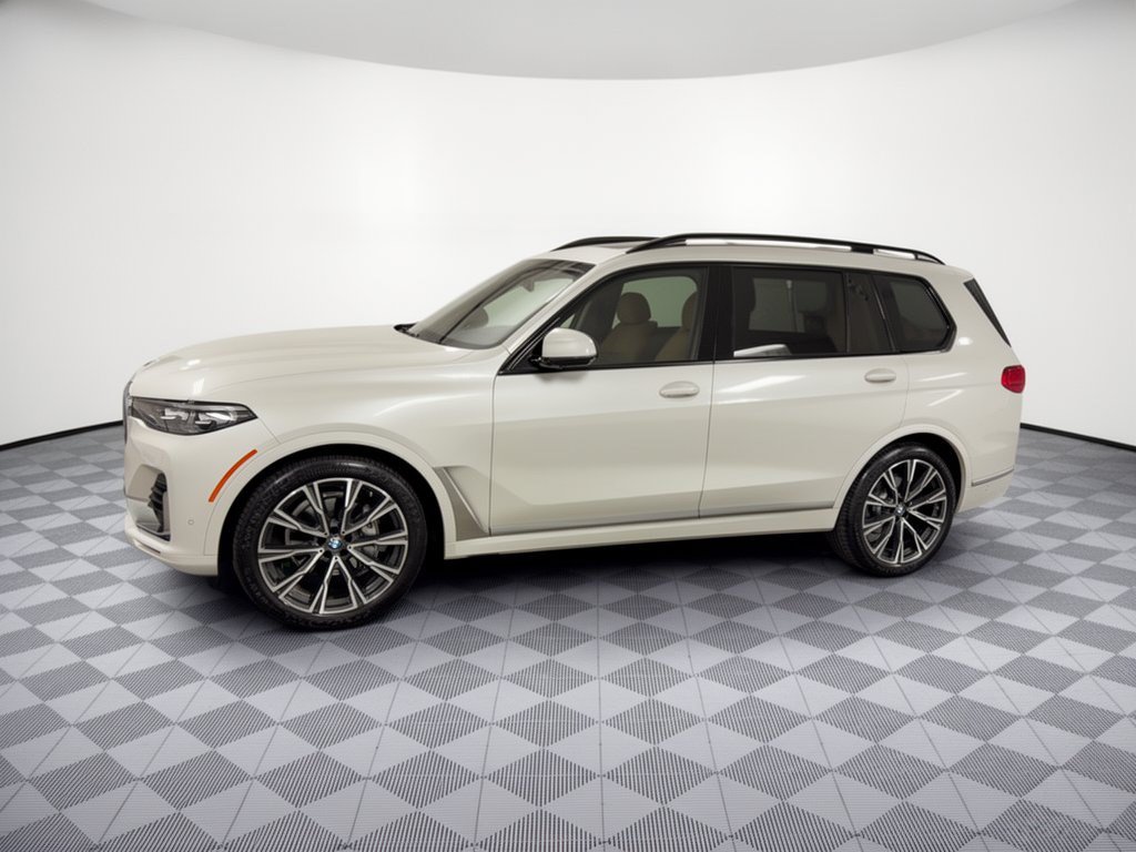 Certified 2022 BMW X7 xDrive40i w/ Premium Package AWD/4WD image 2