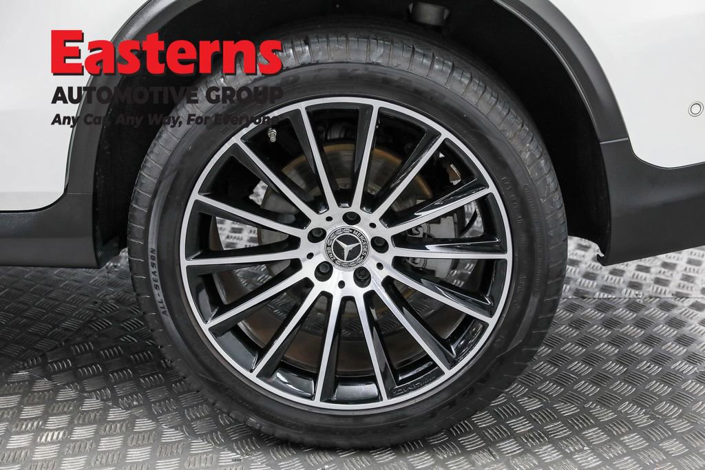 Used 2023 Mercedes-Benz GLC 300 4MATIC Coupe image 36