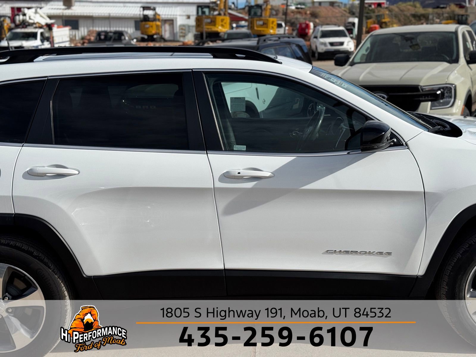 Used 2022 Jeep Cherokee Limited image 5