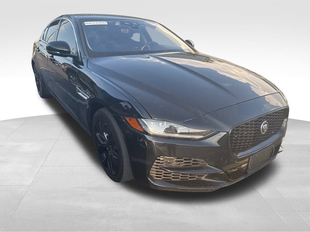 Used 2020 Jaguar XE S image 6