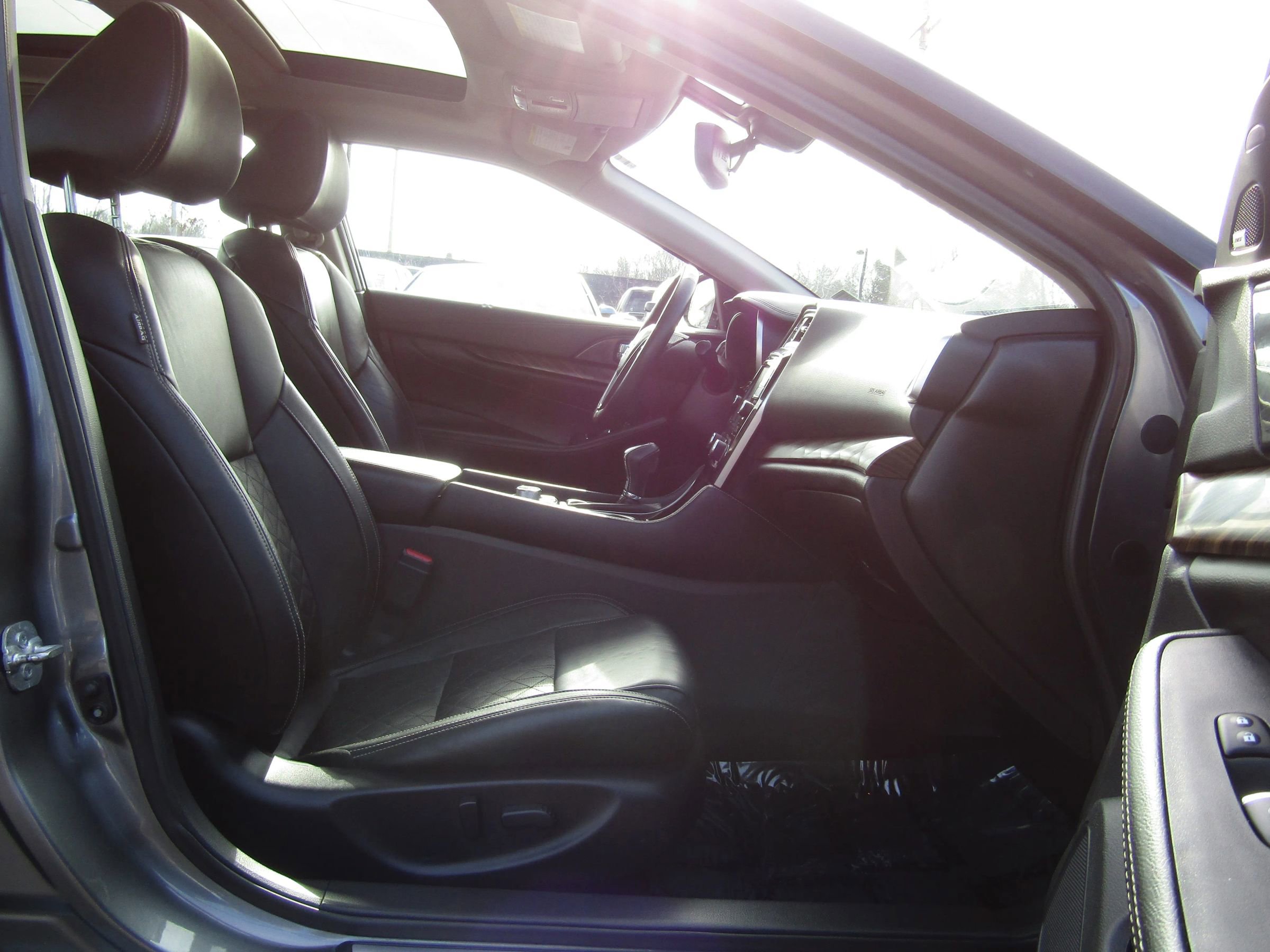 Used 2017 Nissan Maxima Platinum image 13