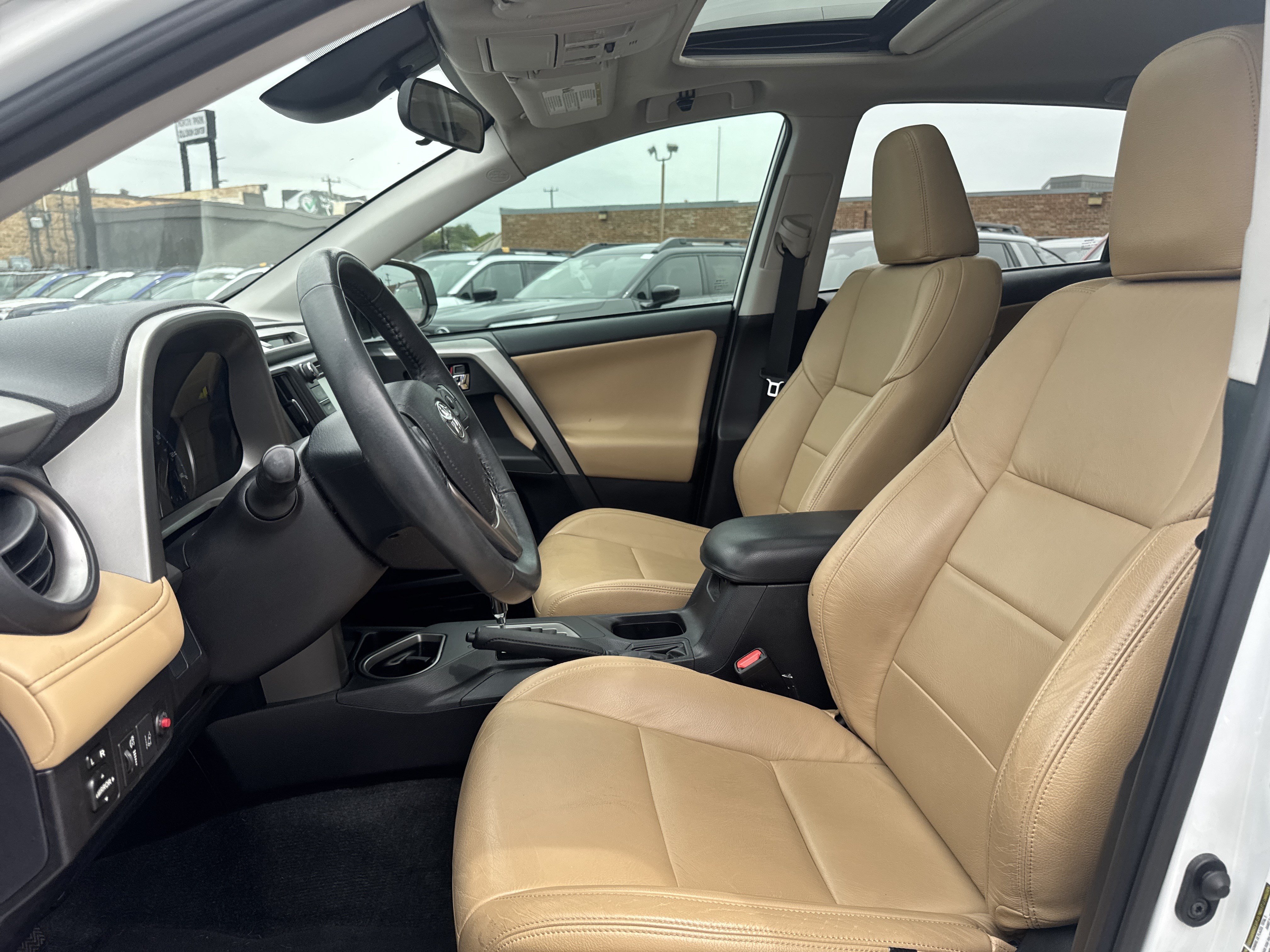 Used 2017 Toyota RAV4 XLE w/ Plus Extra Value Package FWD image 25