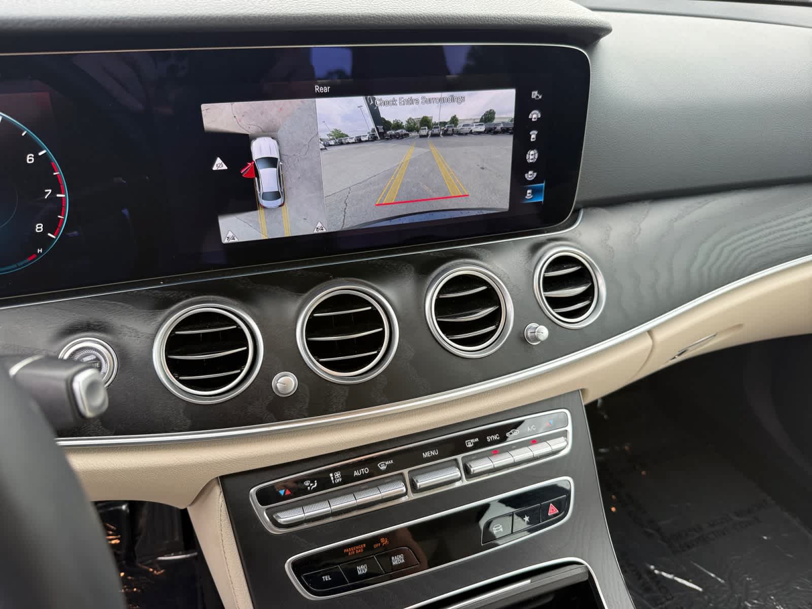 Certified 2022 Mercedes-Benz E 350 4MATIC Sedan image 19