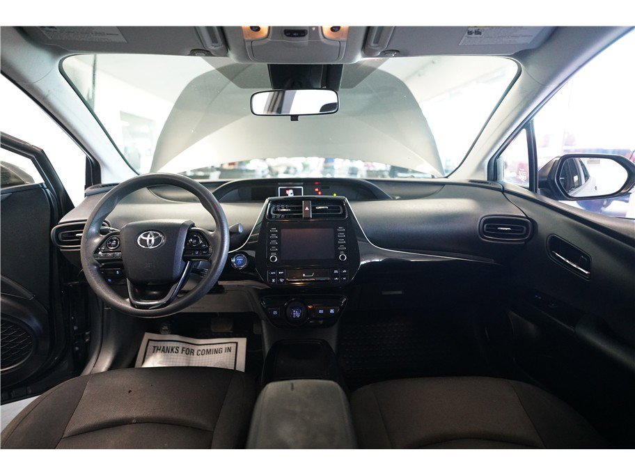 Used 2020 Toyota Prius L Eco w/ Carpet Mat Package image 13
