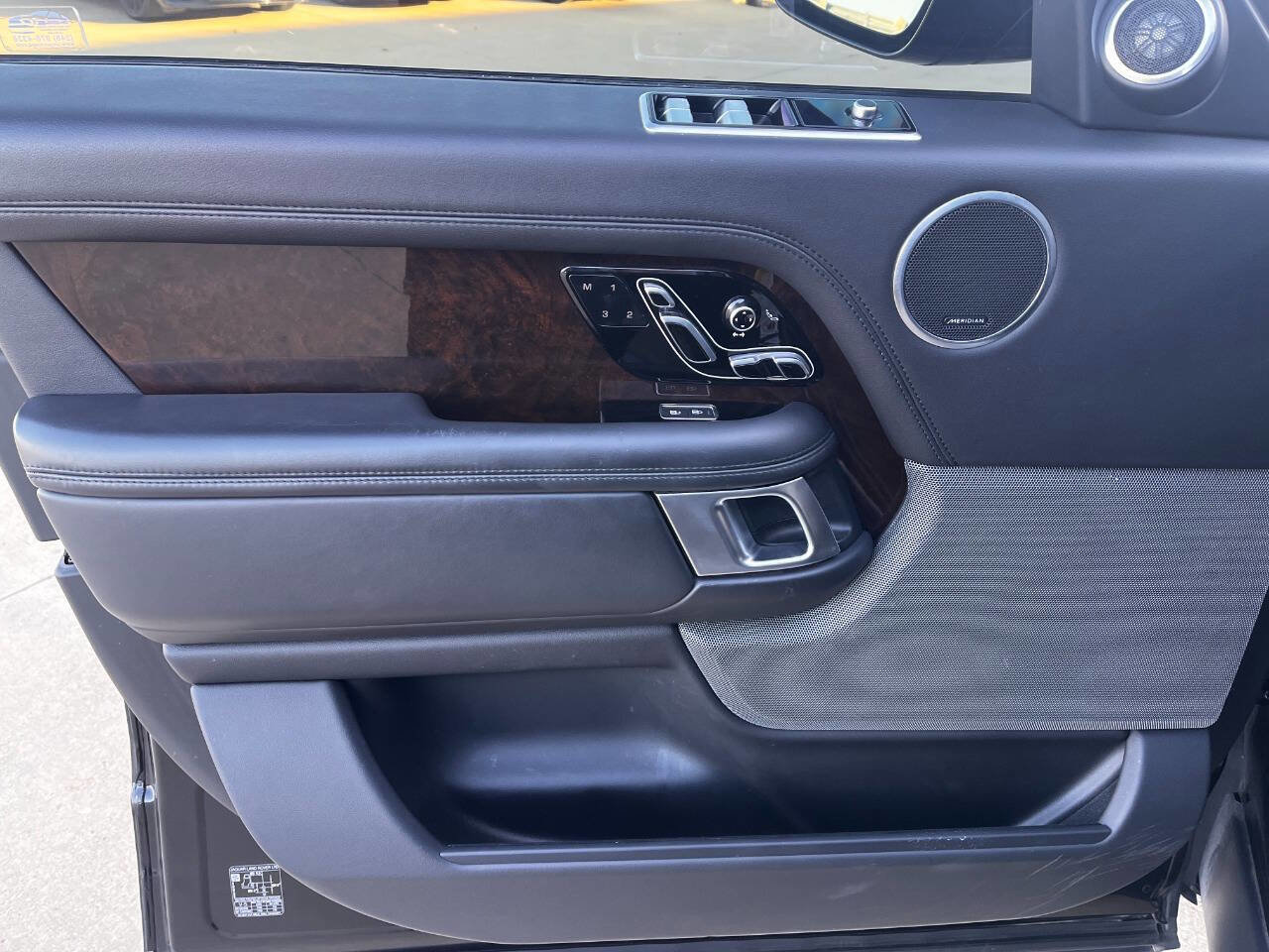 Used 2021 Land Rover Range Rover Westminster Edition image 8